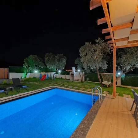 Piatra 4*